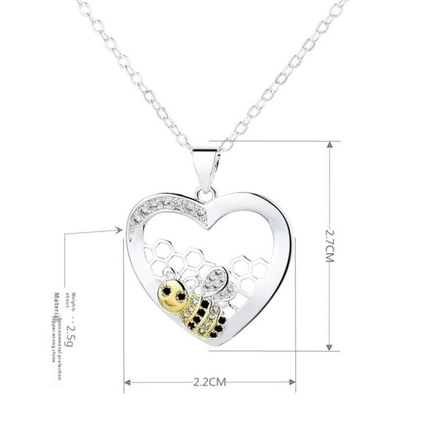 Fashion Exquisite And Creative Bee Hive Pendant Pastoral Style Temperament Female With Hearts Color Separation Necklace - Image 4